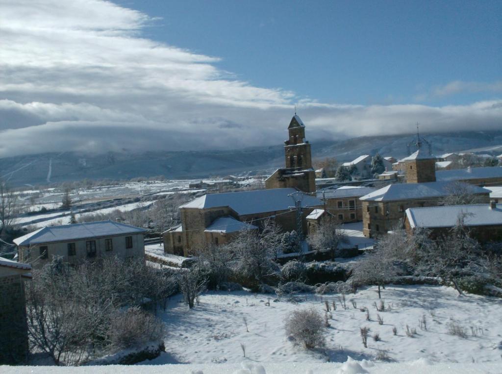 La Casa Del Filandon- Hotel Rural Quintanilla de Somoza Esterno foto